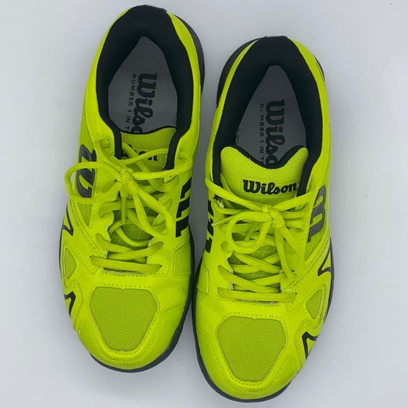 Kids Wilson Rush pro Tennis shoes size 5 - Picture 1 of 5